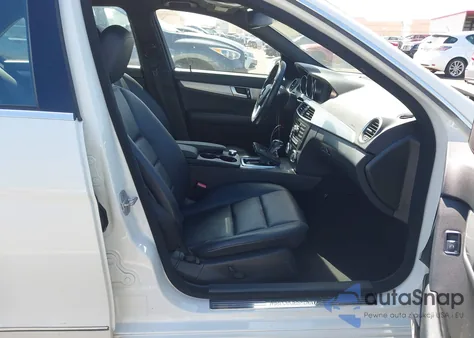 2012 Mercedes-Benz C 250 Sport from USA, damaged, VIN WDDGF4HB2CR207893